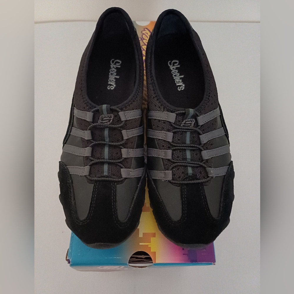 Skechers Women's Sneakers Status Series NIB Black  Size US 7.5